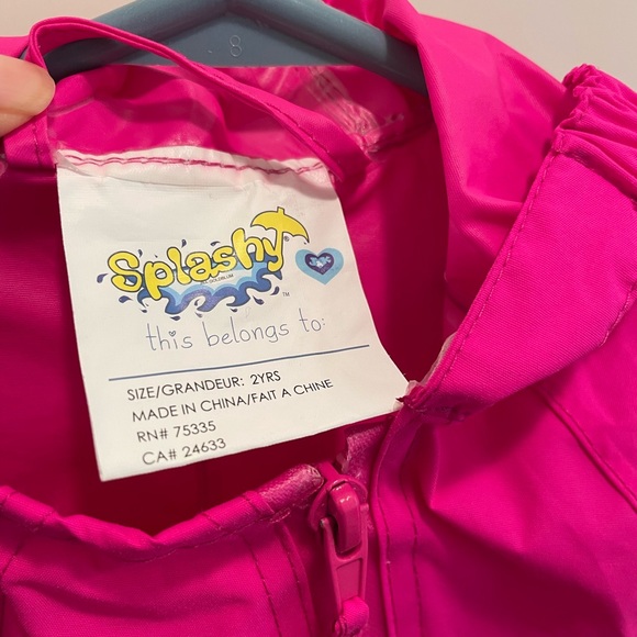 Splashy Rainsuit - Size 2T - Picture 2 of 4